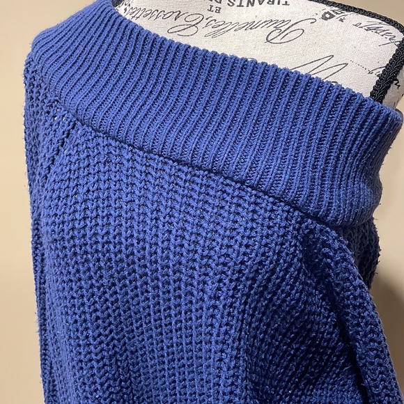 Cloth by RD Chunky Off the Shoulder Sweater | S | - Picture 2 of 6